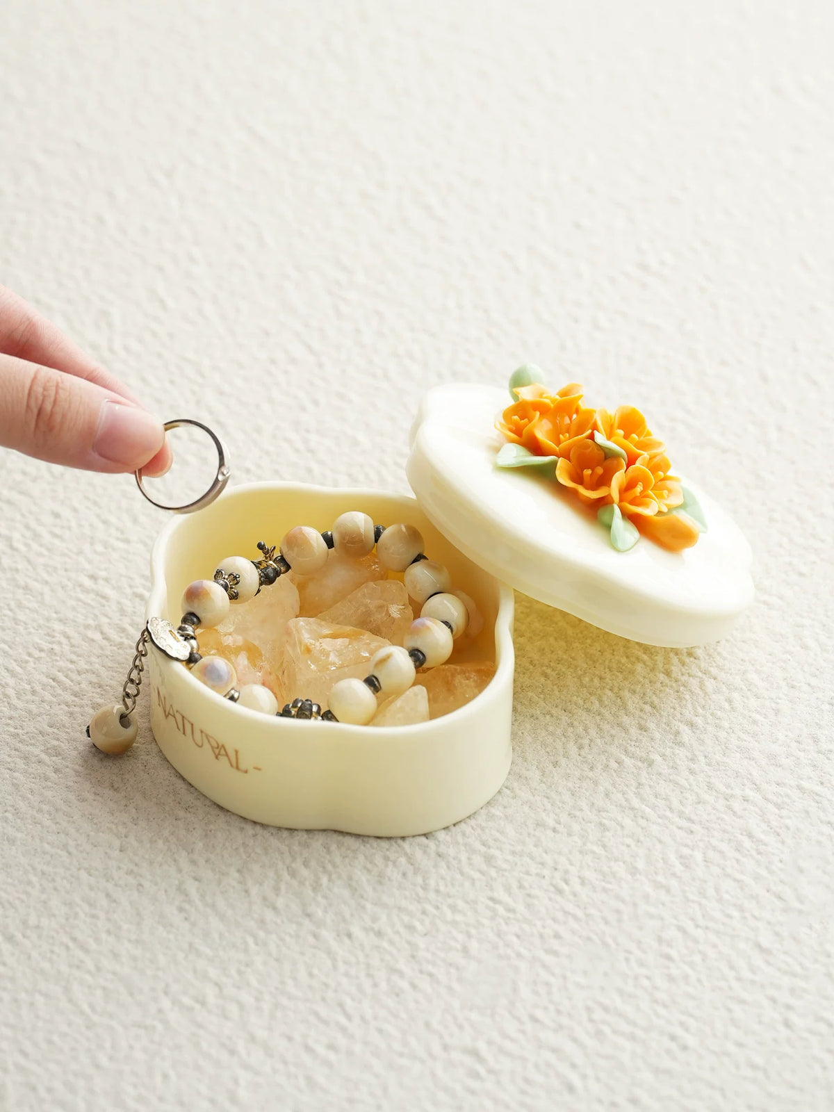 Hand‑Pinched Osmanthus Ceramic‑Flower | Spar Diffuser Jewelry Box Gift Set