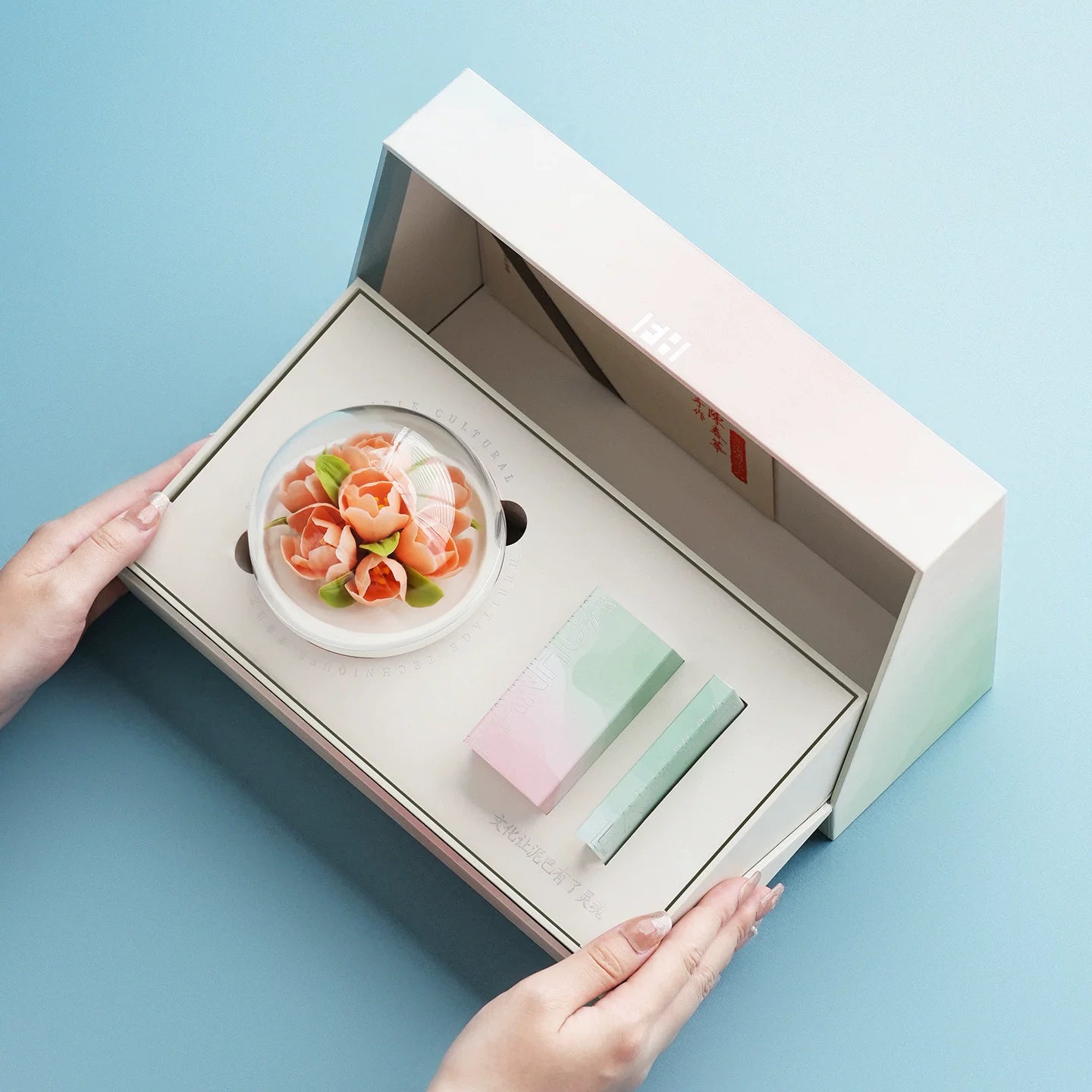 Lanyu Tulip Porcelain Flower Aromatherapy Gift Box Fire-Free Fragrance Diffuser Fragrance Indoor Car Decoration Birthday Hand Gift