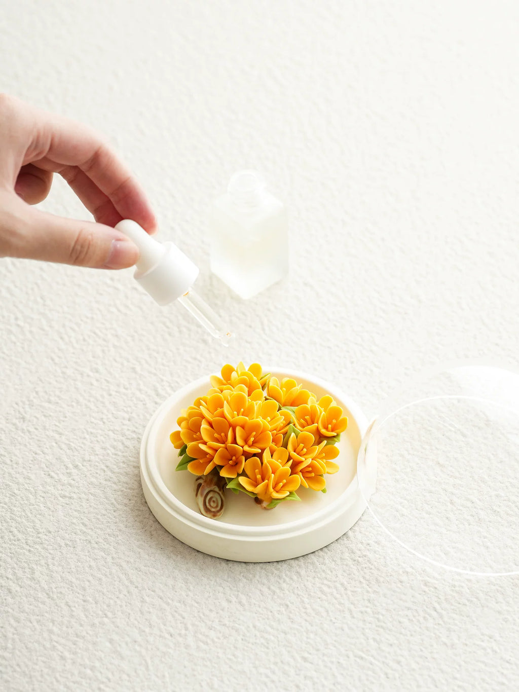Hand‑Pinched Osmanthus Ceramic‑Flower | Spar Diffuser Jewelry Box Gift Set