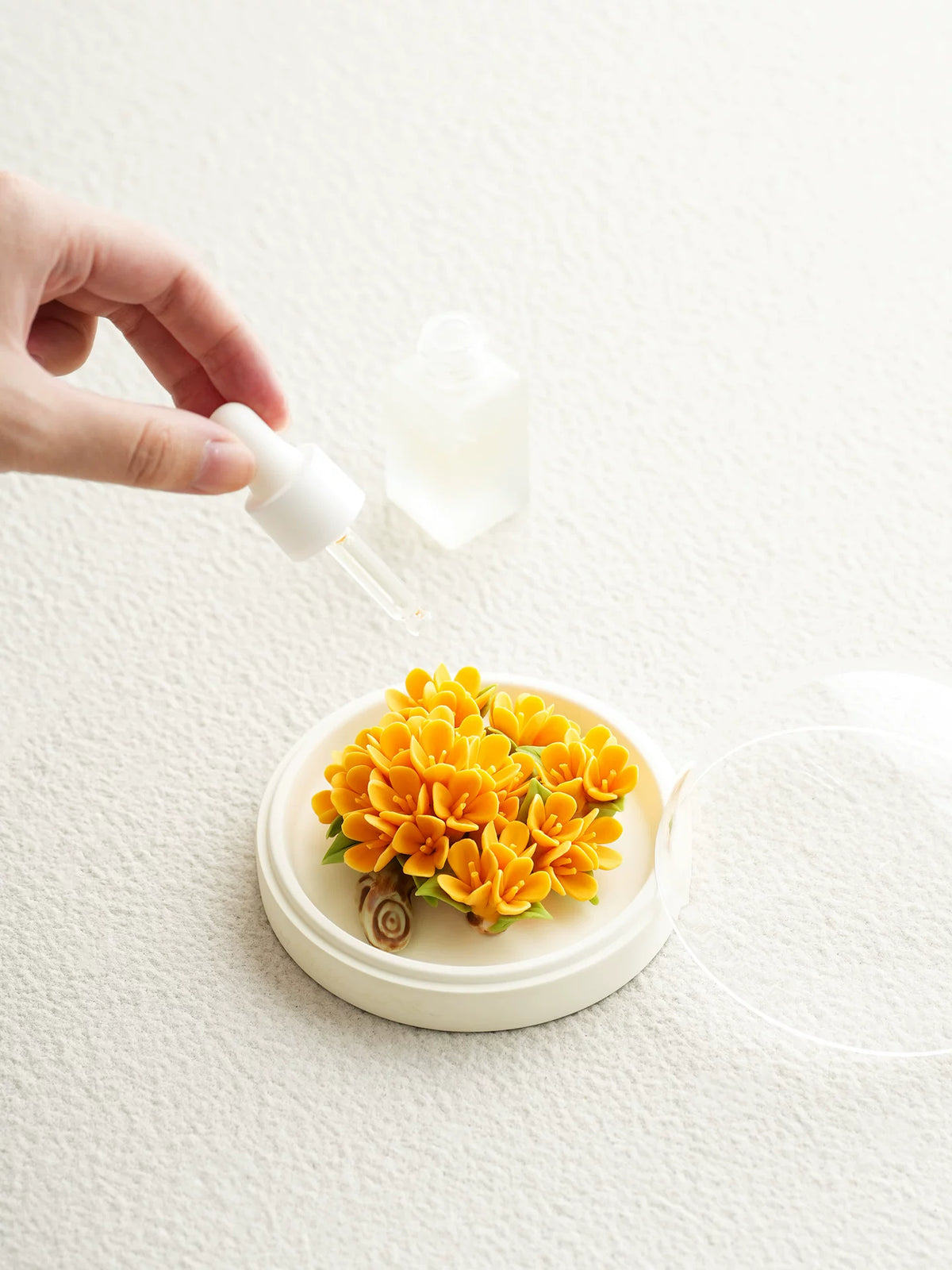 Hand‑Pinched Osmanthus Ceramic‑Flower | Spar Diffuser Jewelry Box Gift Set